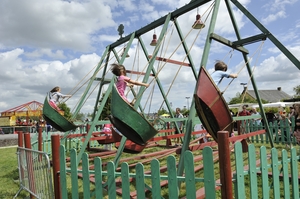 2-Boat Swings 1.jpg